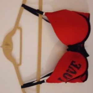 Lukasi black red love graphic bra size womens 38c